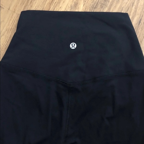 NWOT Lululemon Align Pant 7/8 Size 4 - Picture 2 of 3